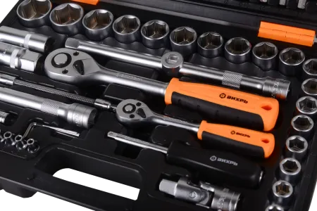 Набор инструментов АВТО, 1/2" , 1/4" , CrV, в кейсе 94 предм Вихрь