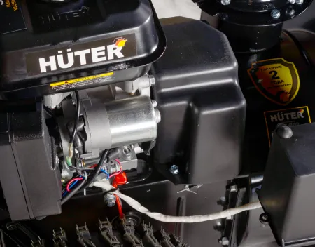 Снегоуборщик бензиновый Huter SGC 4800B