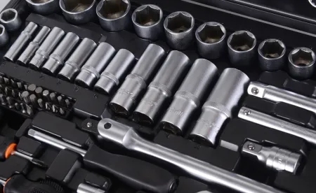Набор инструментов, 1/2", 1/4", CrV, в кейсе 151 предмет Вихрь