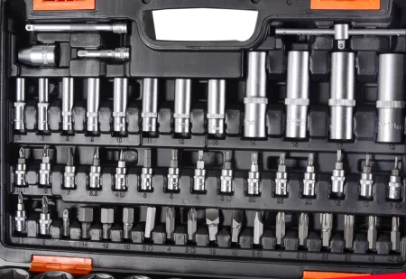 Набор инструментов, 1/2" , 1/4" , CrV, пластиковый кейс 94 предмета Вихрь